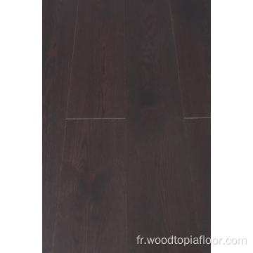 Plancher en bois en chêne brossé 15 mm solide